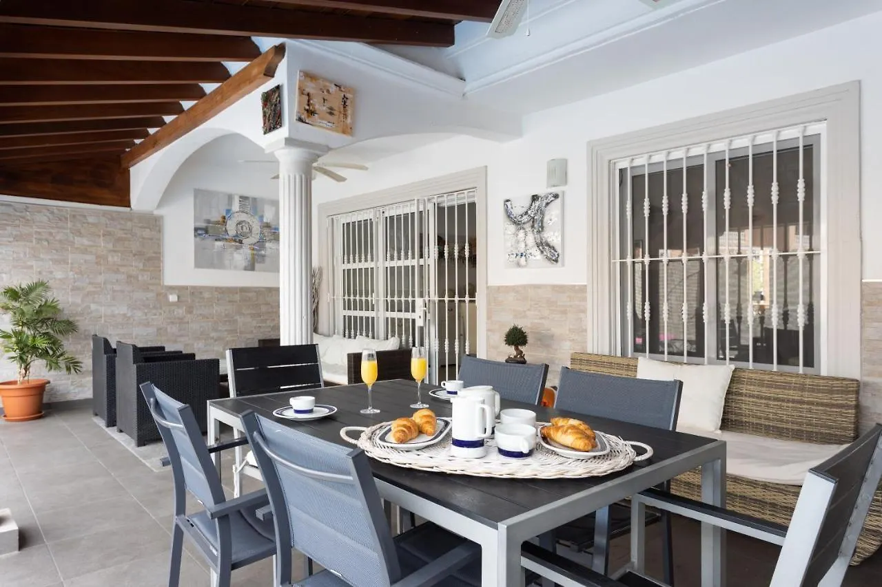 Luxury Villa With Private Pool With Aircon,Playa Del Duque Costa Adeje  0*, Costa Adeje (Tenerife) Spagna